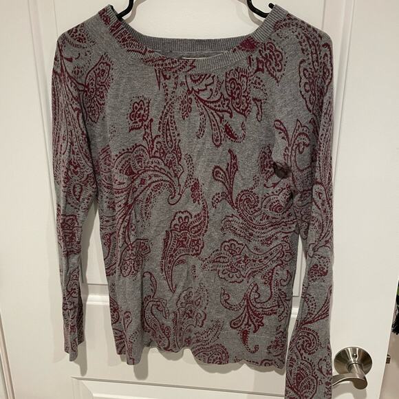 Lucky brand Paisley Print Gray and purple open back sweater Women's Top XS - Picture 2 of 7